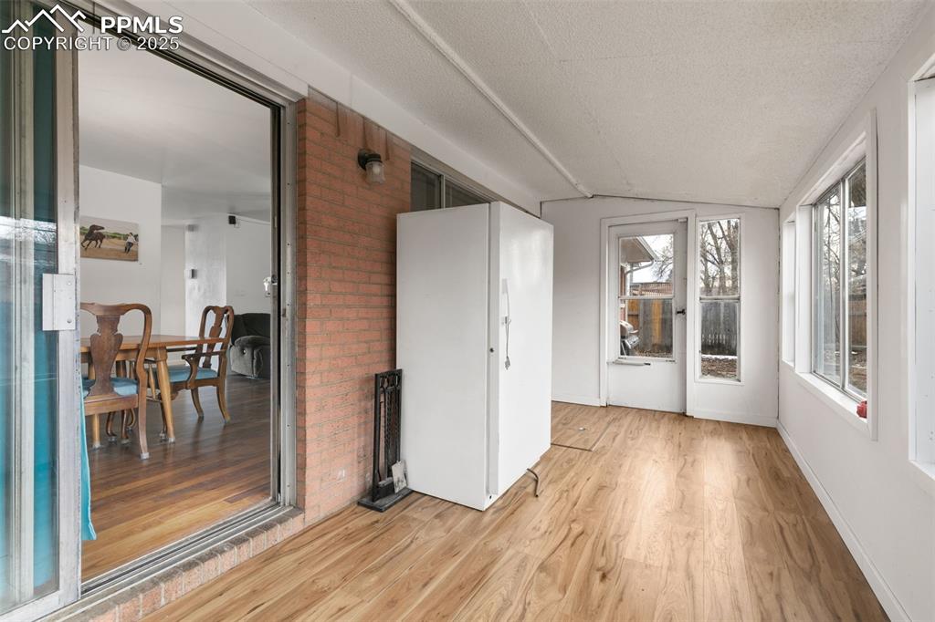 Image 25 of 29: Sun Room