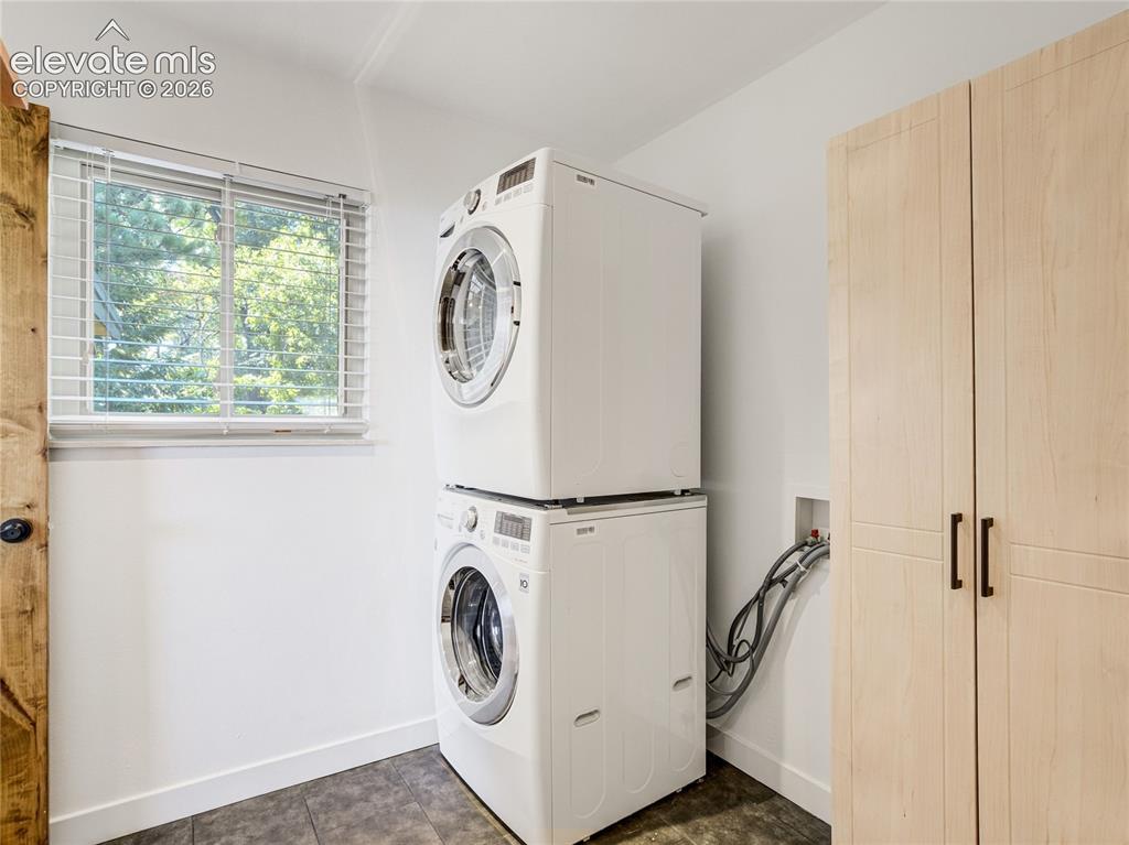 Image 19 of 46: Laundry
