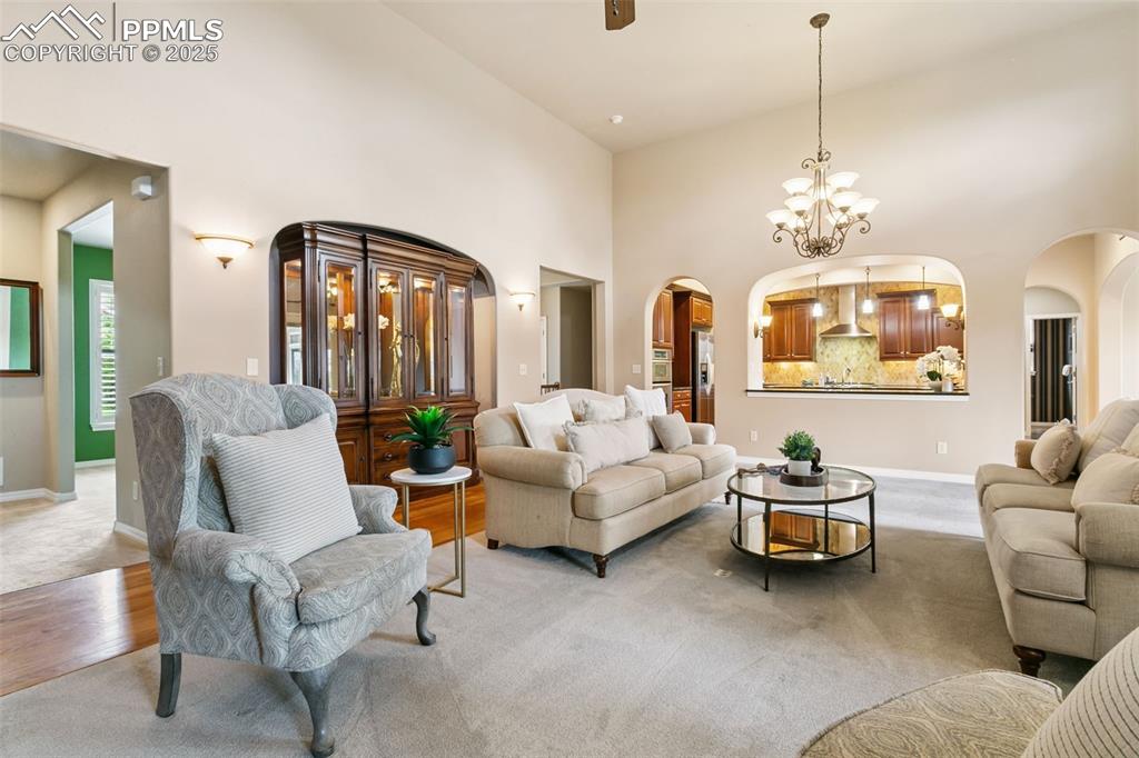 Image 19 of 48: Living Room