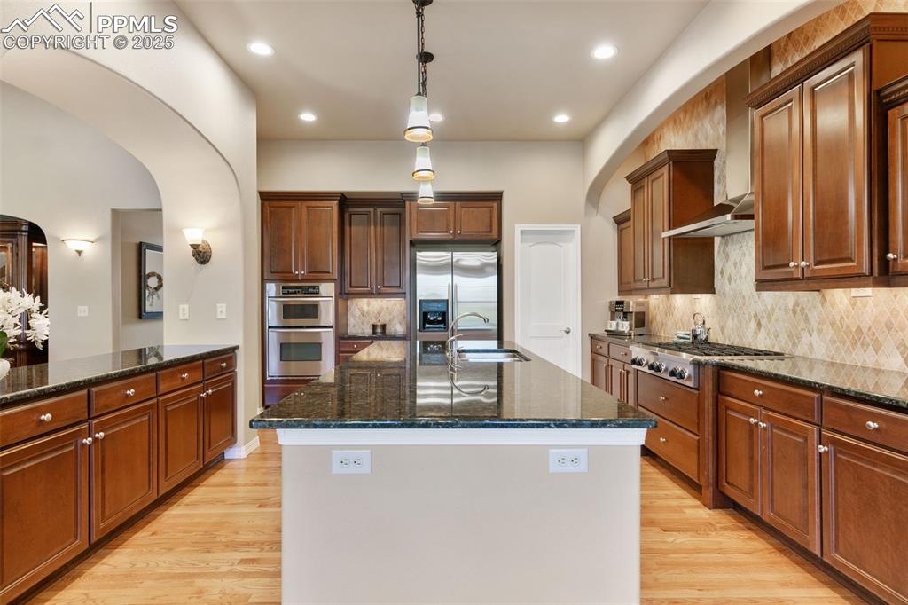 Image 6 of 48: Kitchen