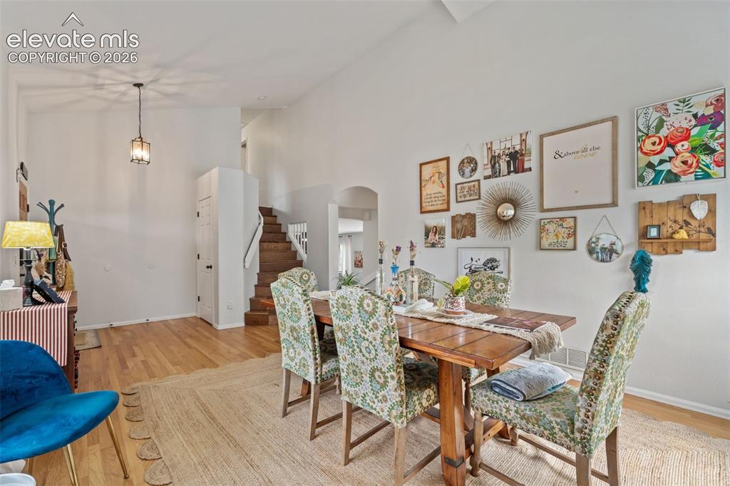 Image 8 of 47: Dining Area
