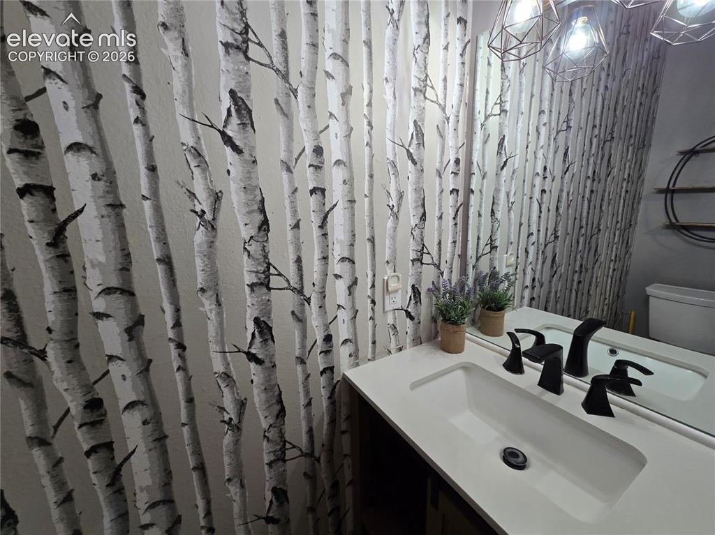 Image 15 of 25: Bathroom