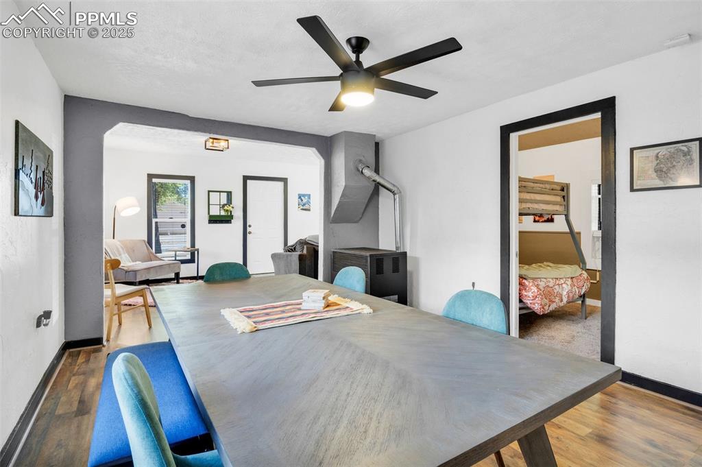 Image 10 of 26: Dining Area