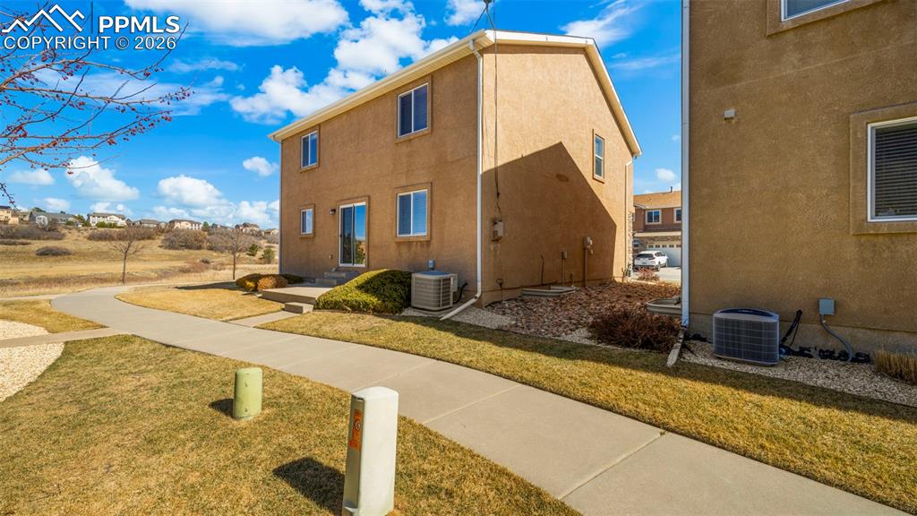 Image 34 of 38: Back of Structure