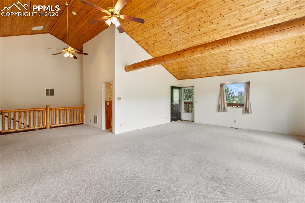 Image 30 of 47: Loft