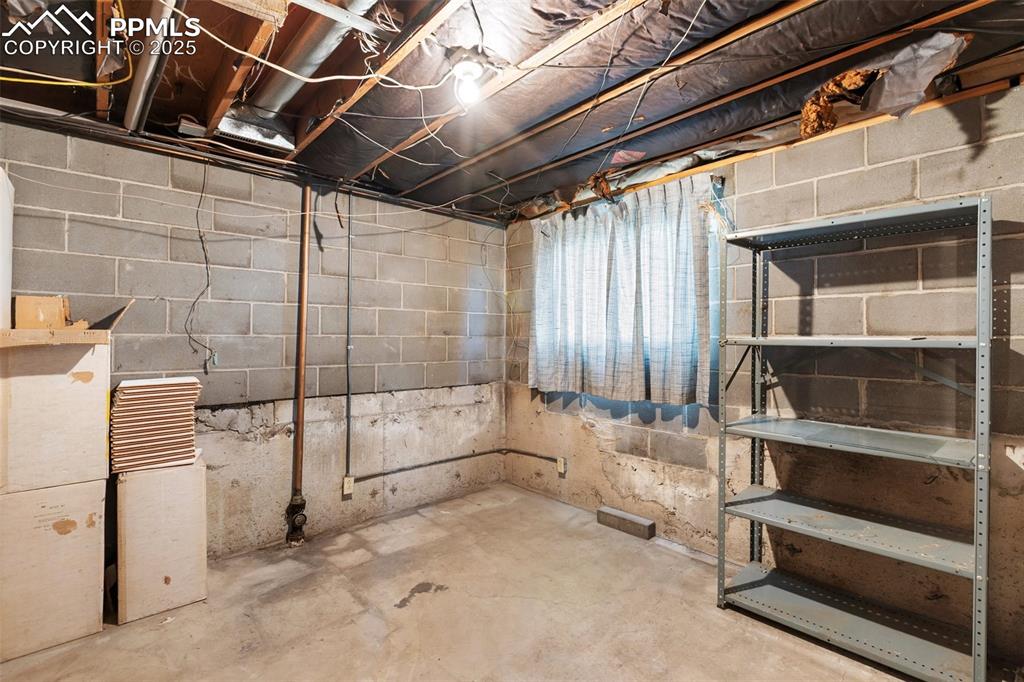 Image 27 of 36: Basement