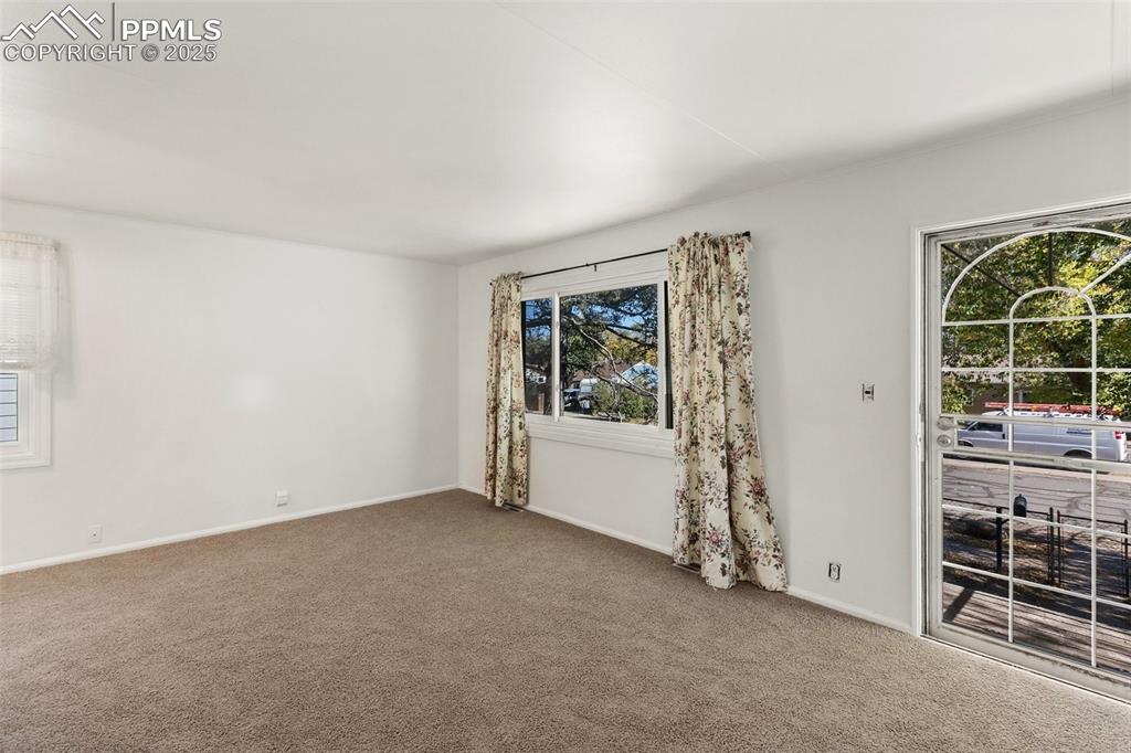 Image 6 of 36: Living Room