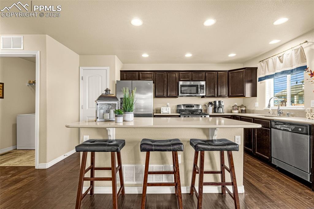 Image 13 of 36: Kitchen