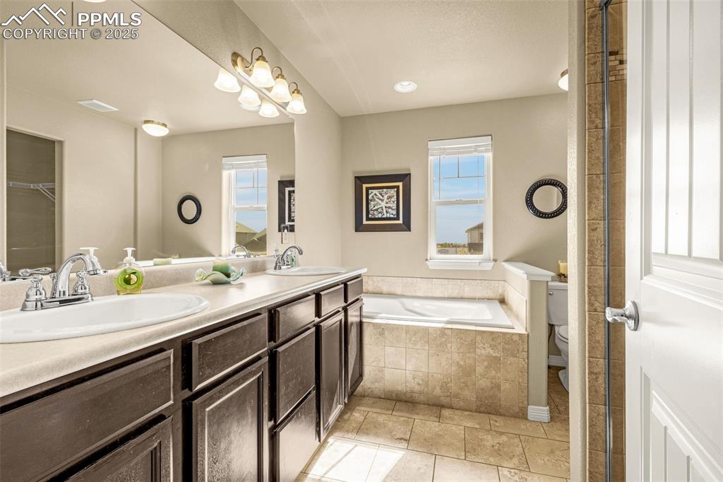 Image 21 of 36: Master Bathroom