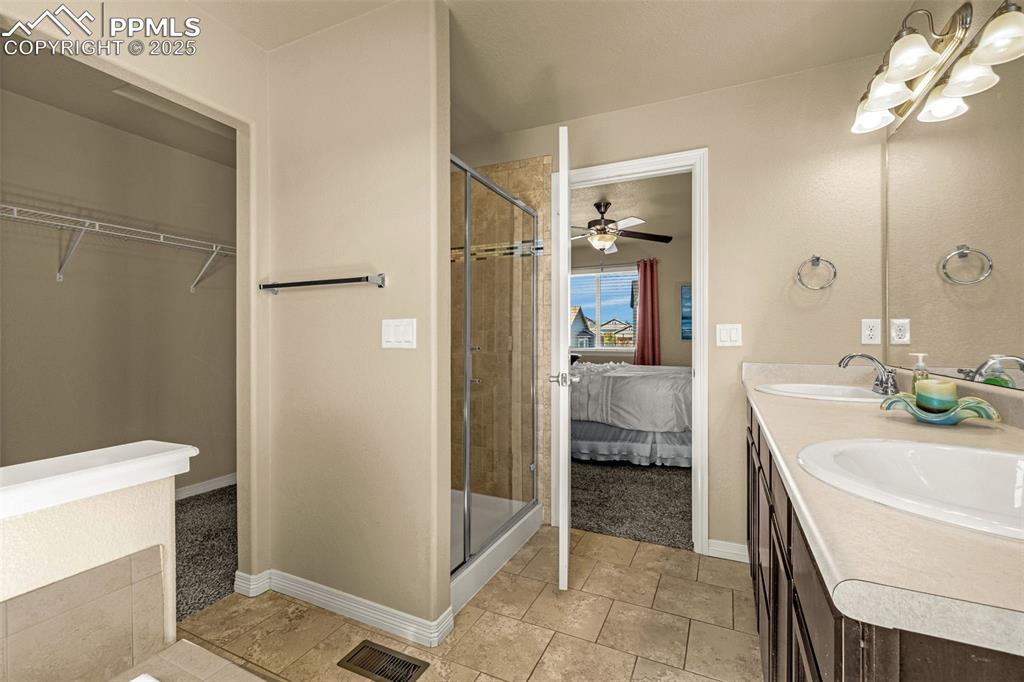 Image 22 of 36: Master Bathroom