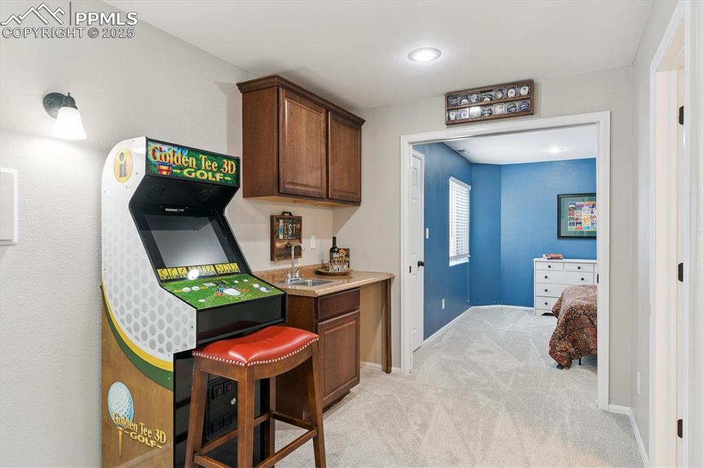 Image 32 of 40: Other