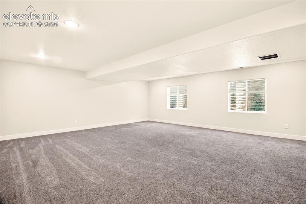 Image 32 of 49: Recreation Room