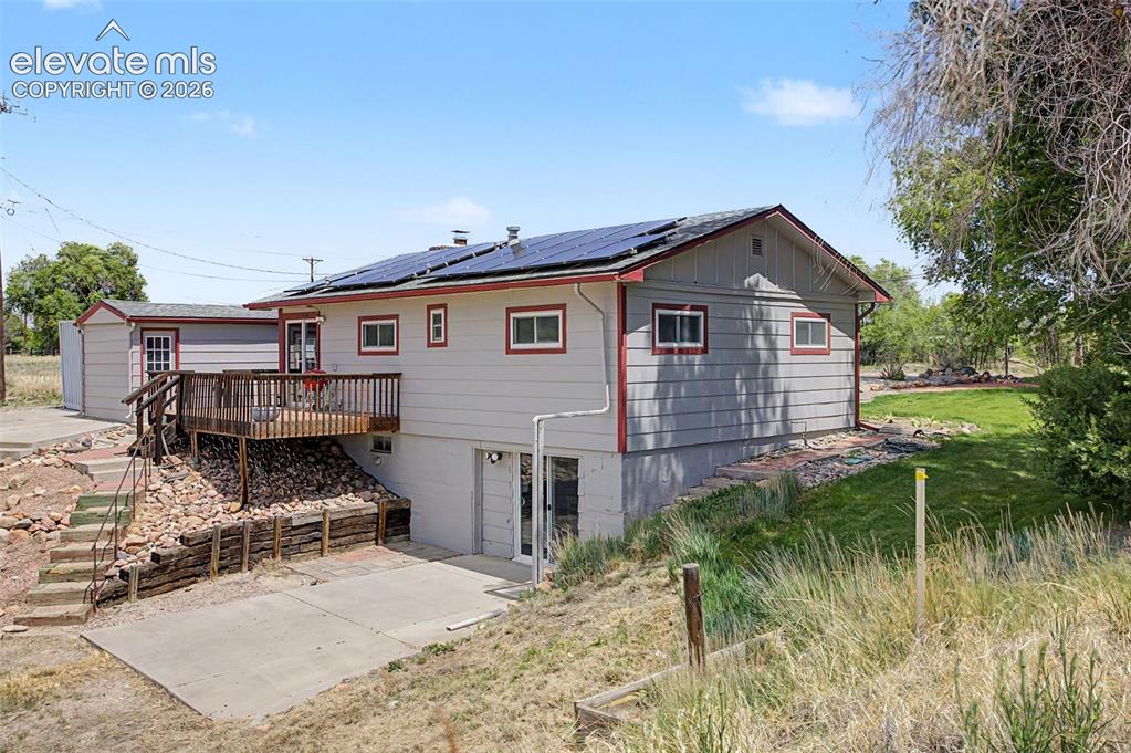Image 10 of 39: Back of Structure