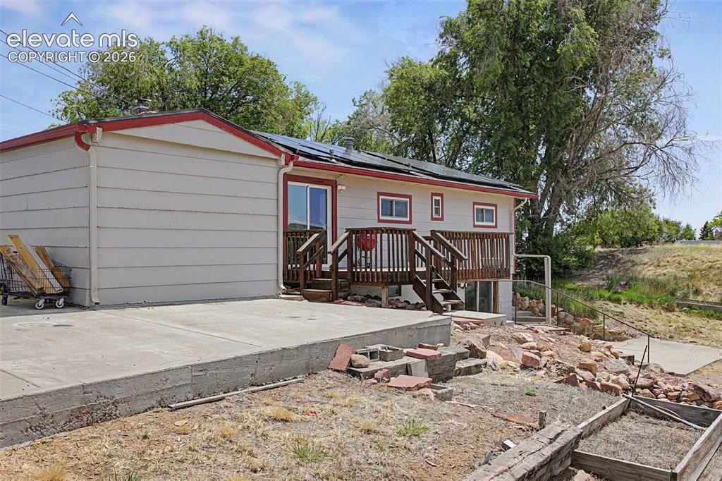 Image 19 of 39: Front of Structure