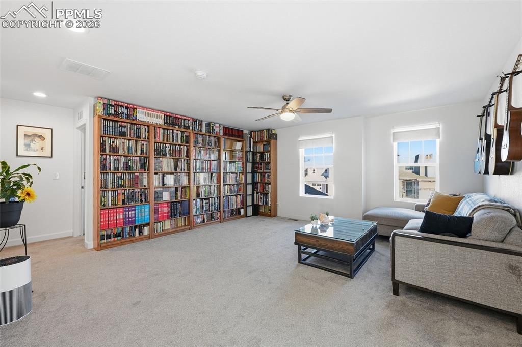 Image 15 of 44: Living Room