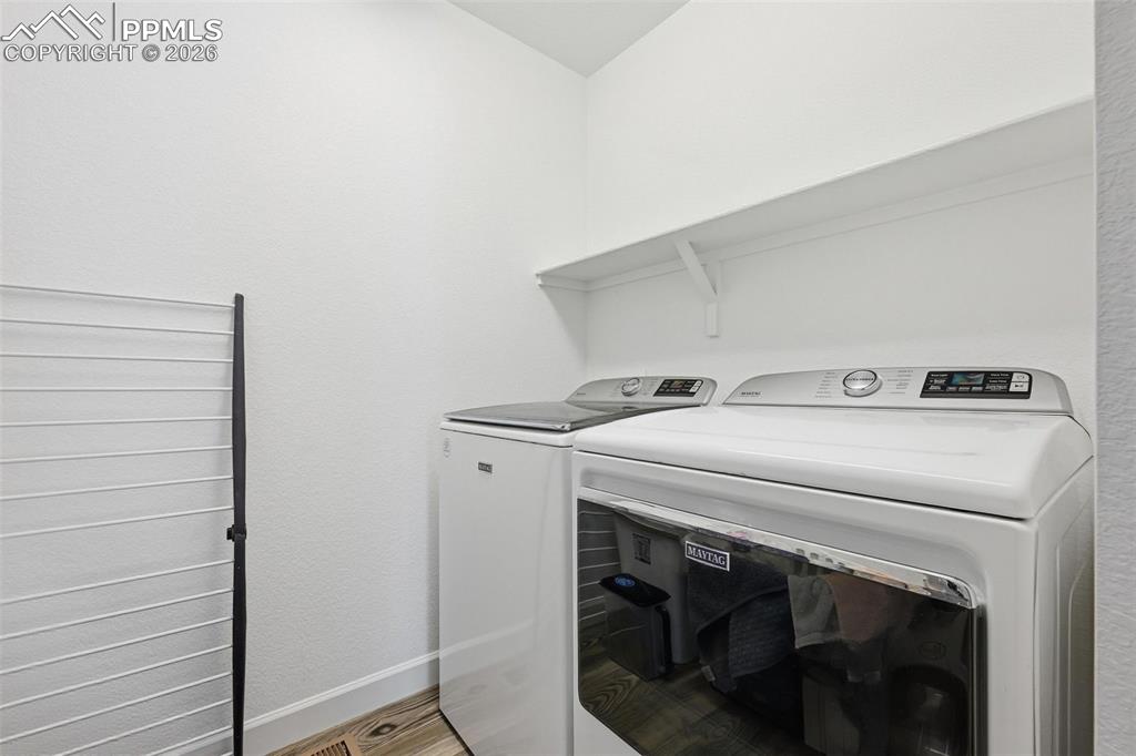 Image 22 of 44: Laundry