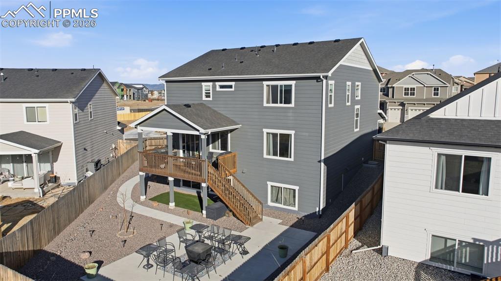 Image 43 of 44: Back of Structure