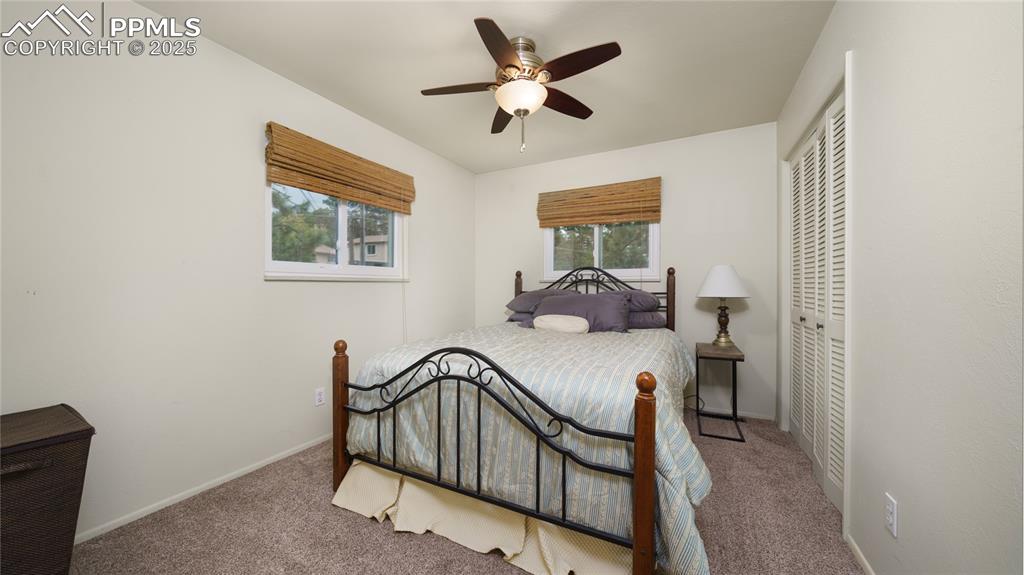 Image 12 of 33: Bedroom