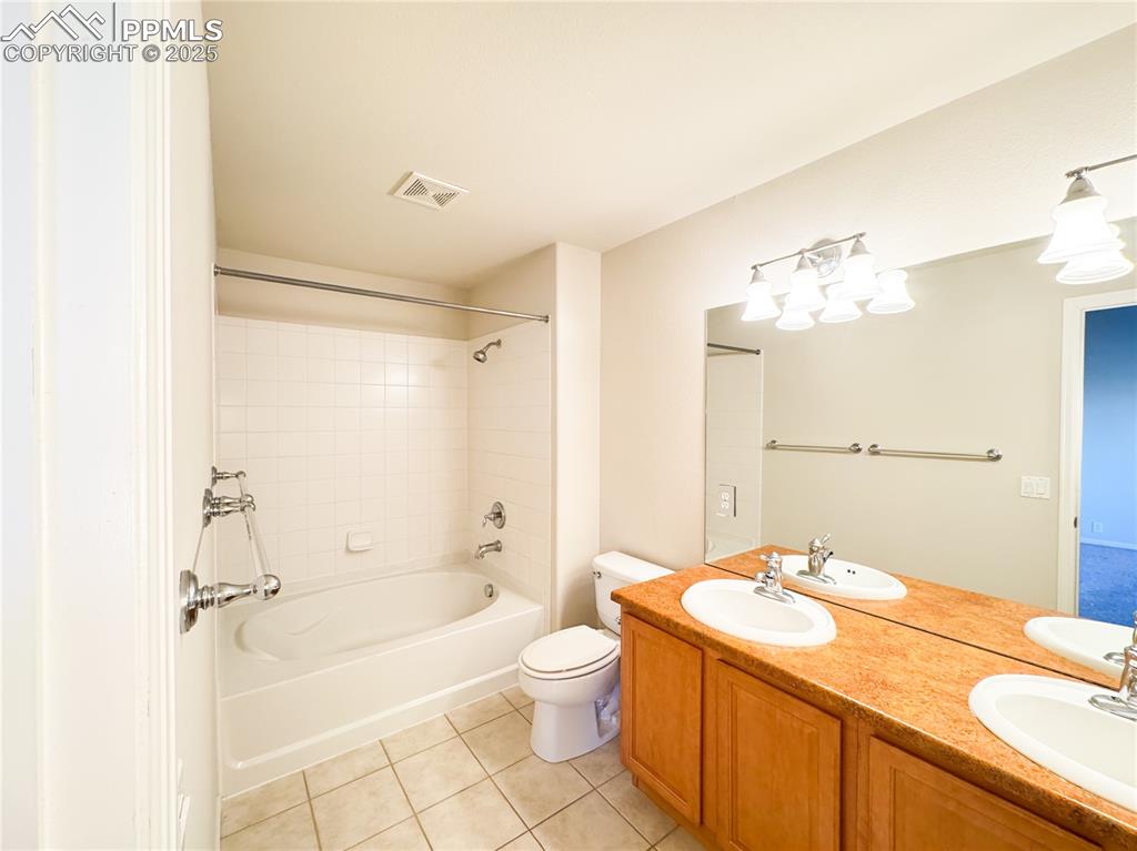 Image 27 of 40: Master Bathroom