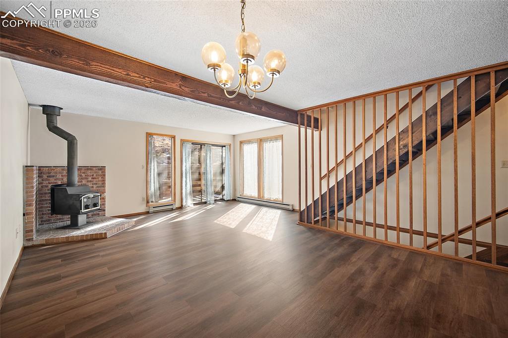 Image 5 of 48: Living Room