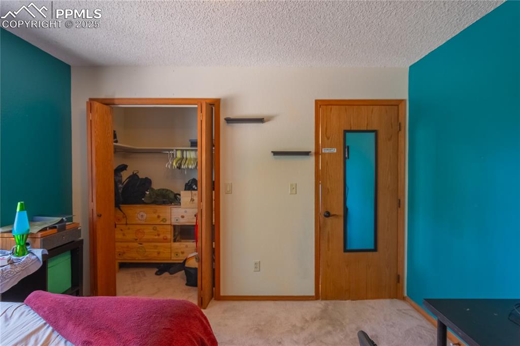 Image 33 of 47: Bedroom