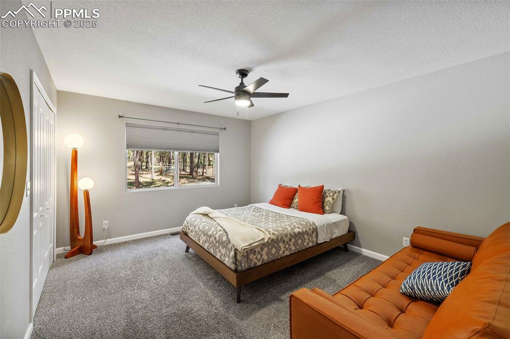 Image 24 of 40: Bedroom