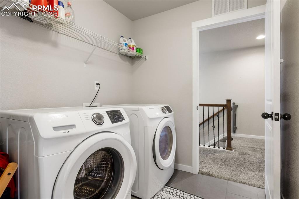 Image 30 of 43: Laundry