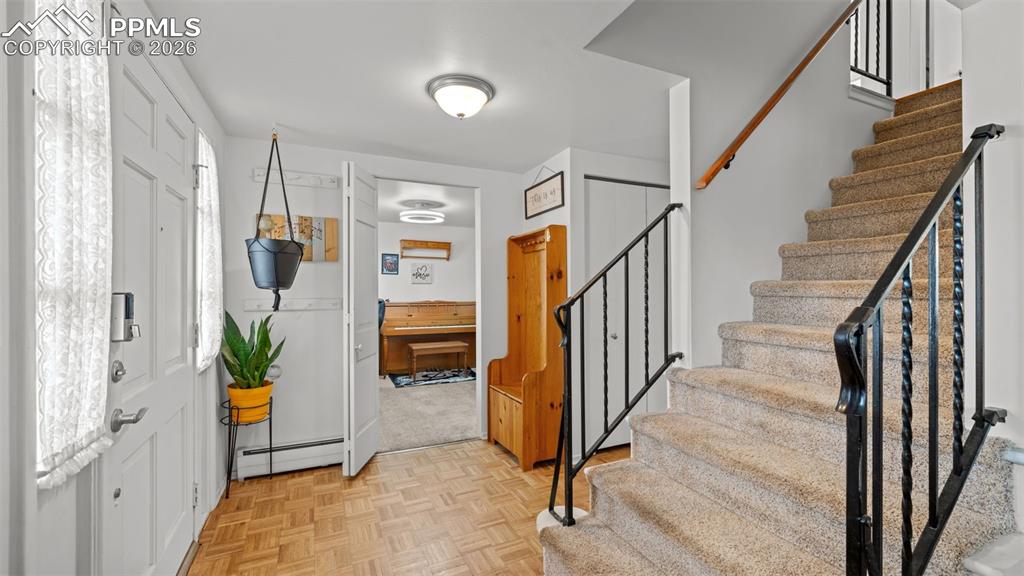 Image 18 of 45: Entry