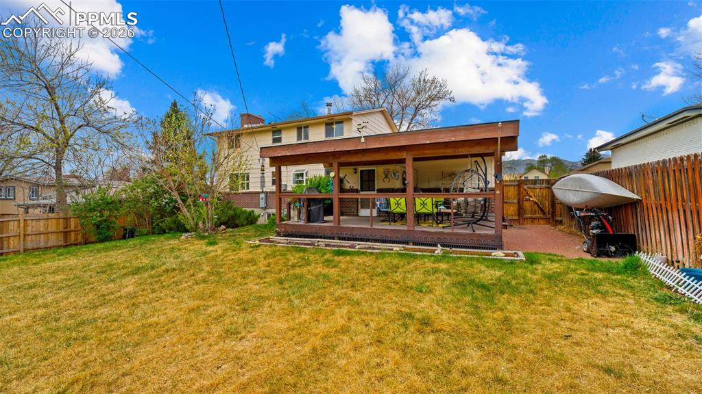 Image 38 of 45: Back of Structure