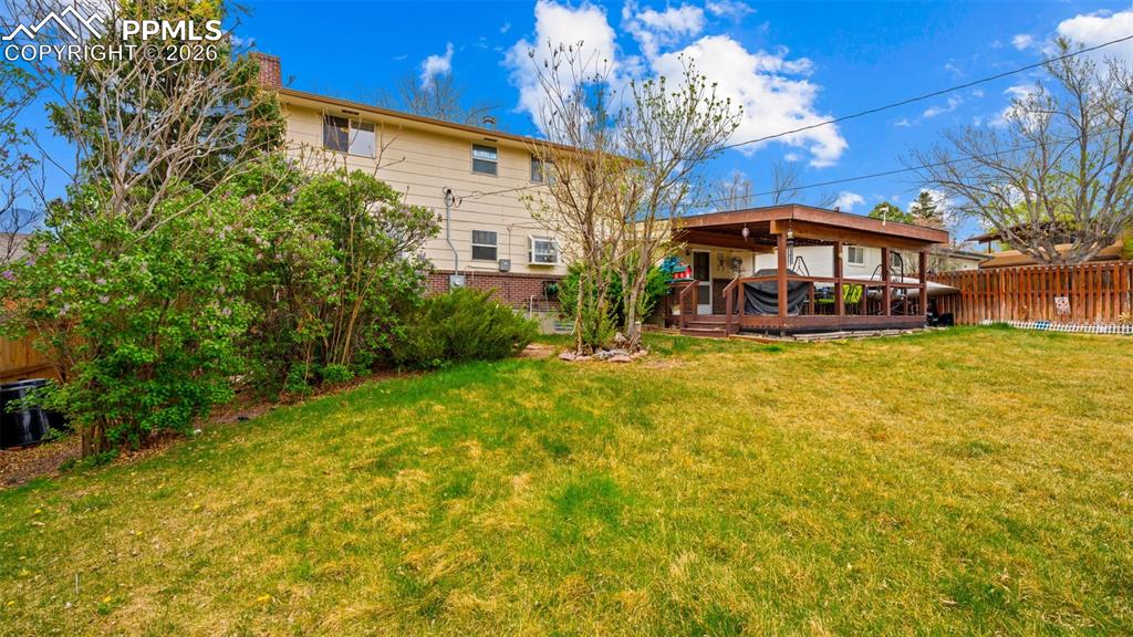 Image 40 of 45: Back of Structure