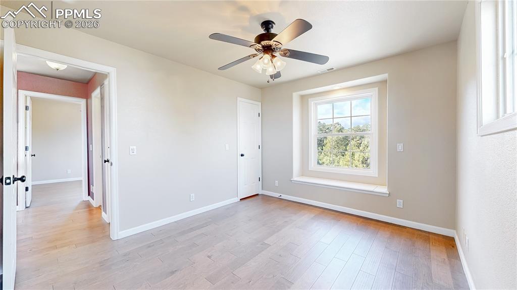 Image 20 of 50: Upper level bedroom 3