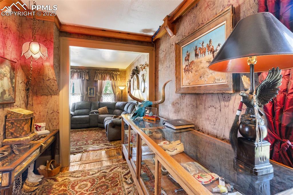 Image 16 of 40: Living Room