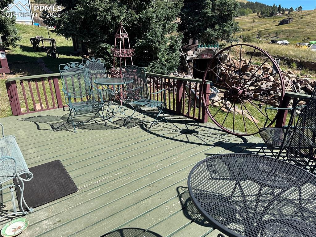 Image 49 of 49: Deck