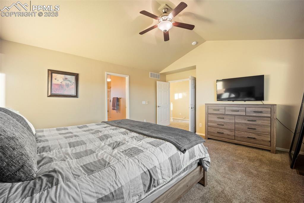 Image 23 of 49: Bedroom