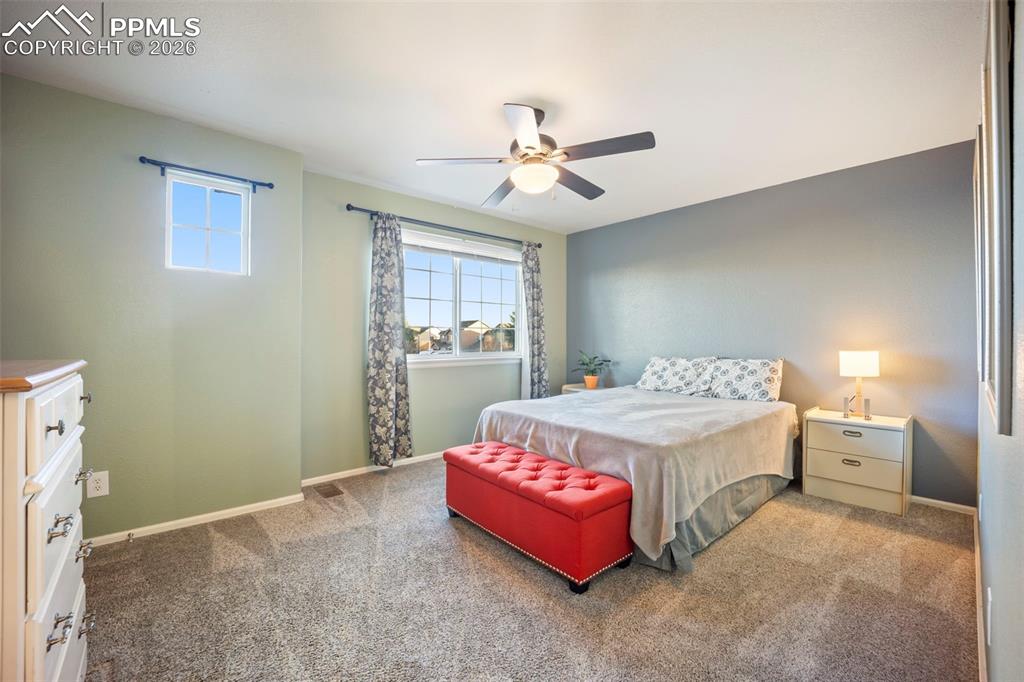 Image 27 of 49: Bedroom