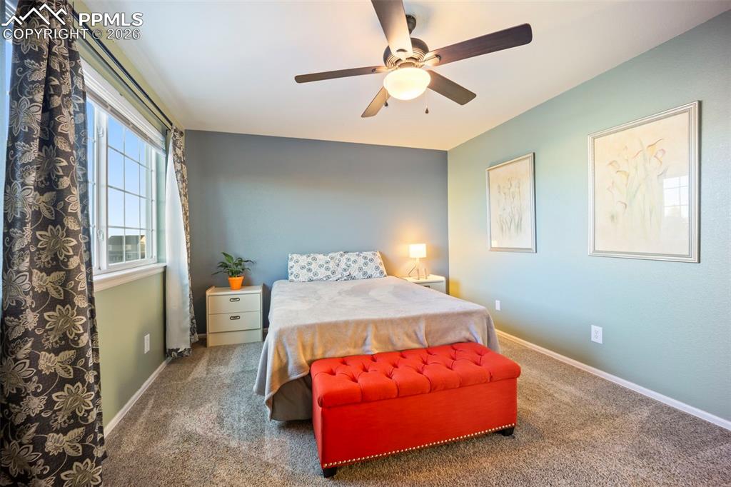 Image 28 of 49: Bedroom