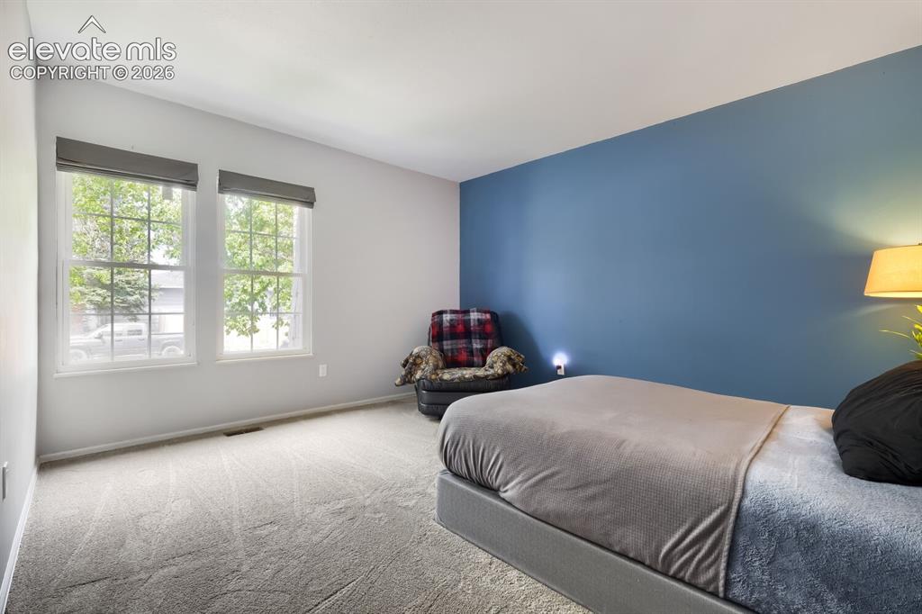 Image 16 of 34: Bedroom
