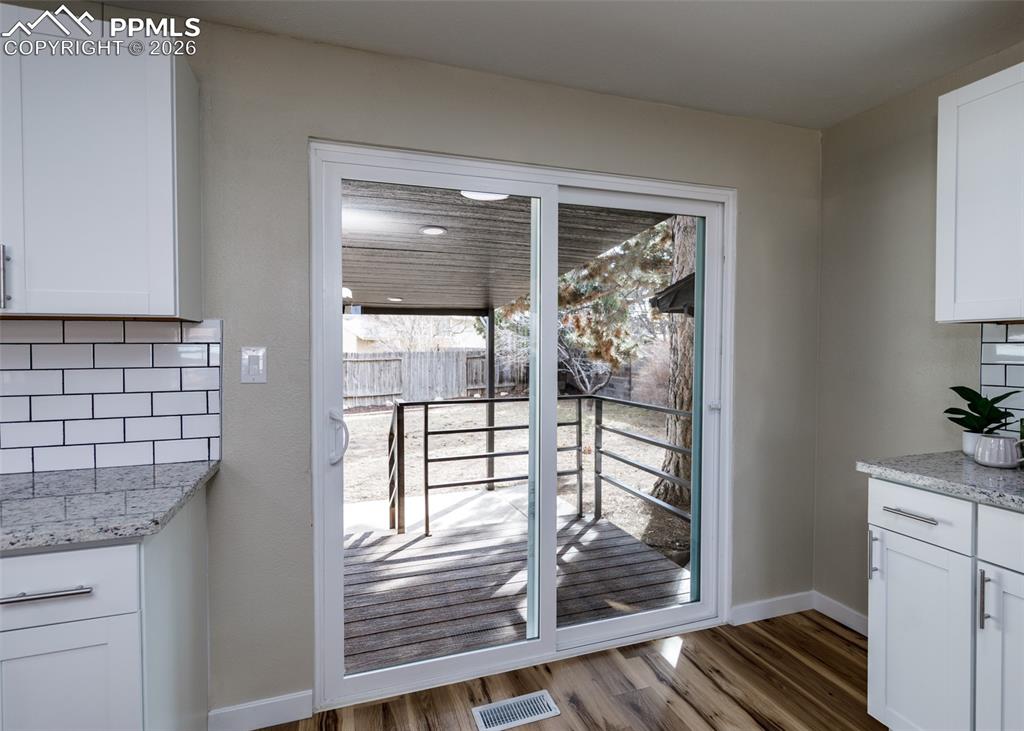 Image 10 of 38: Entry