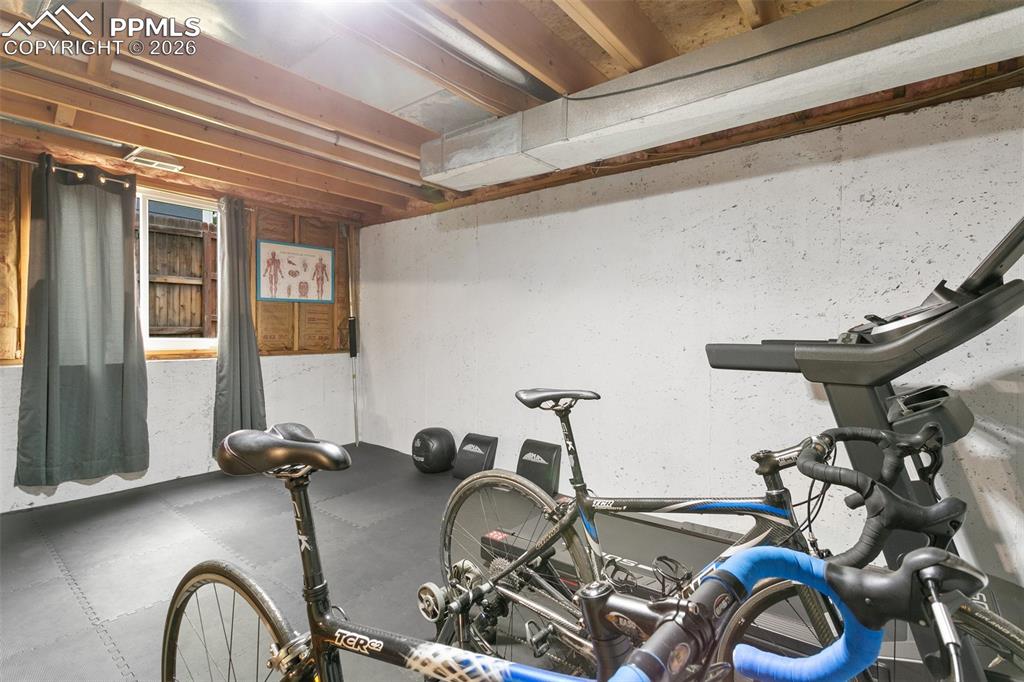 Image 33 of 36: Exercise Room