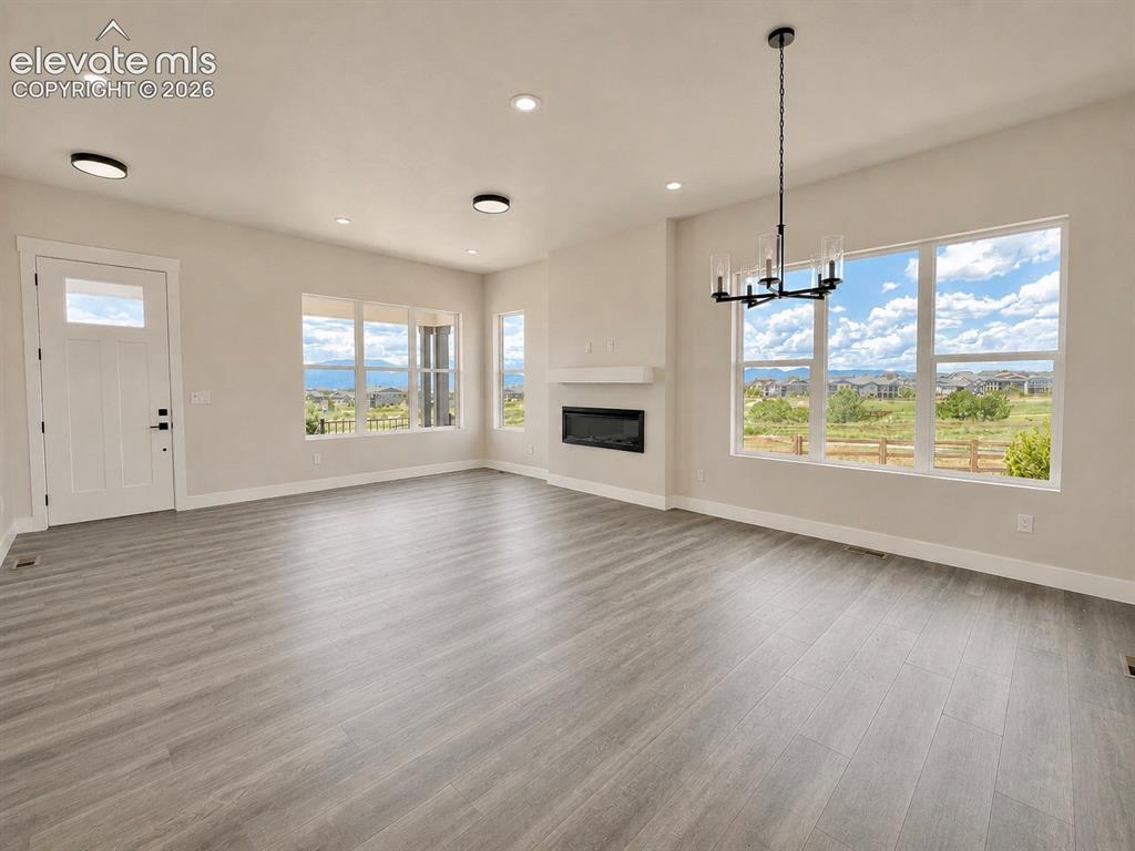 Image 3 of 13: Living Room