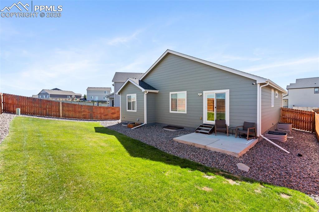 Image 41 of 50: Backyard