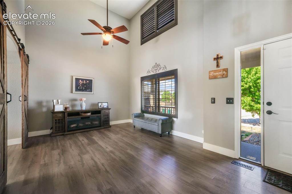 Image 5 of 50: Floor Plan