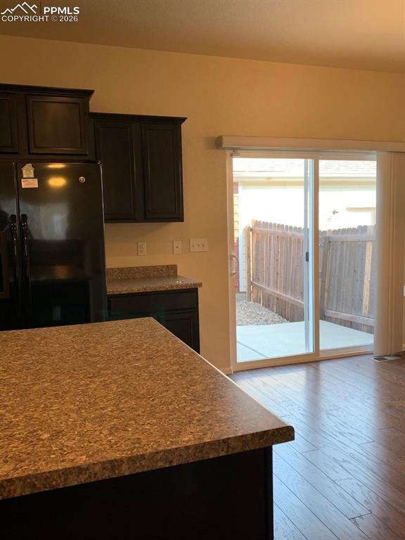 Image 6 of 23: Kitchen