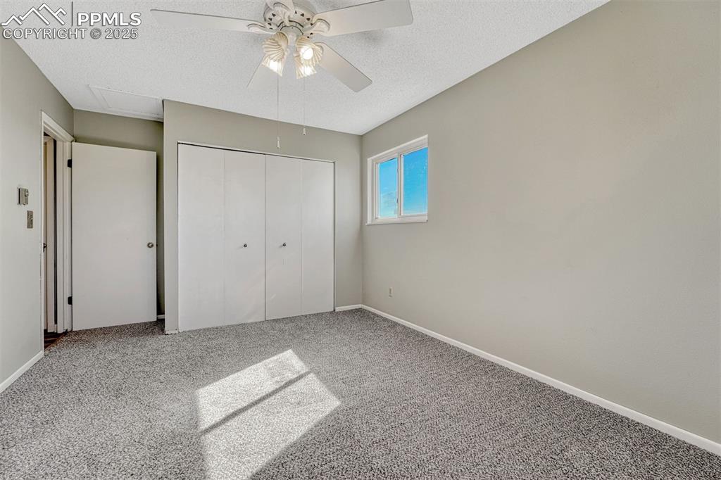 Image 25 of 49: Bedroom