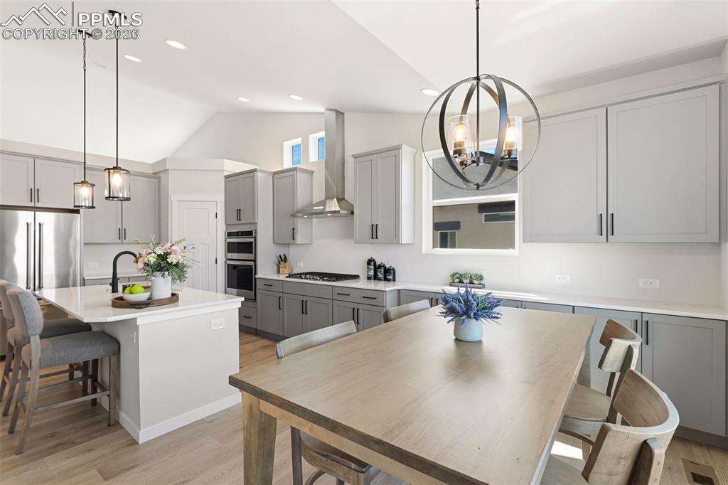 Image 12 of 47: Kitchen