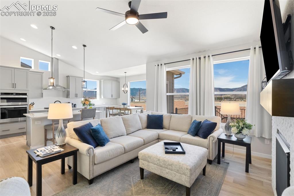 Image 15 of 47: Living Room