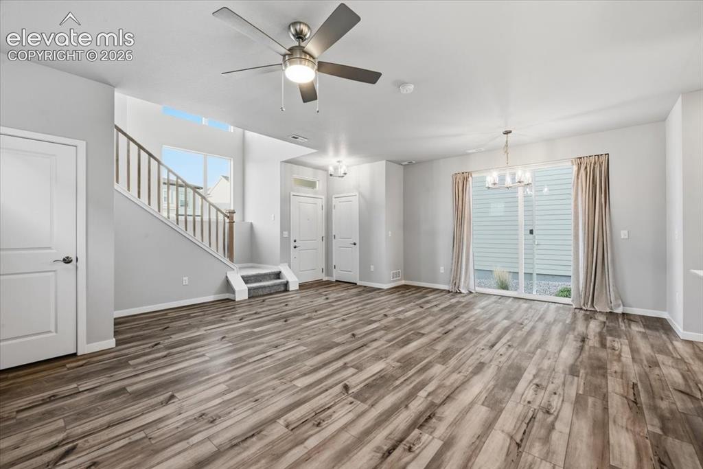 Image 7 of 29: Living Room