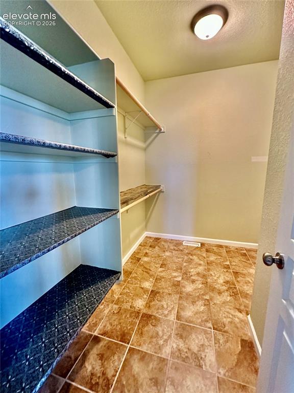 Image 26 of 46: Closet