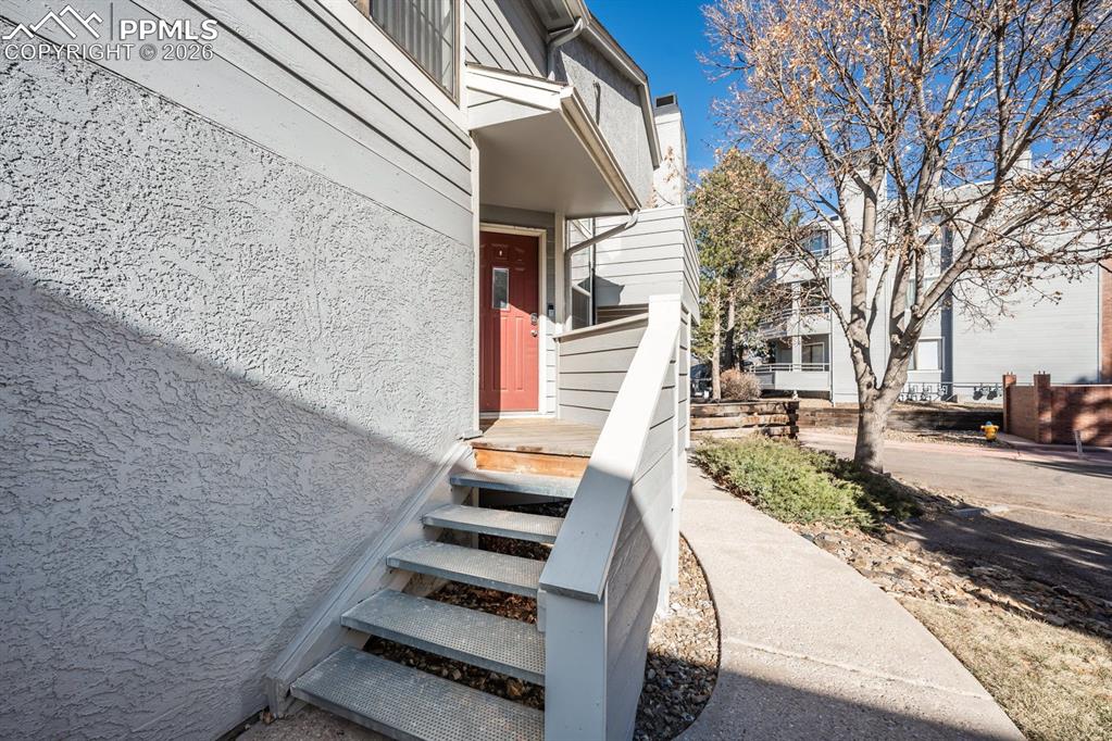 Image 2 of 39: Entry