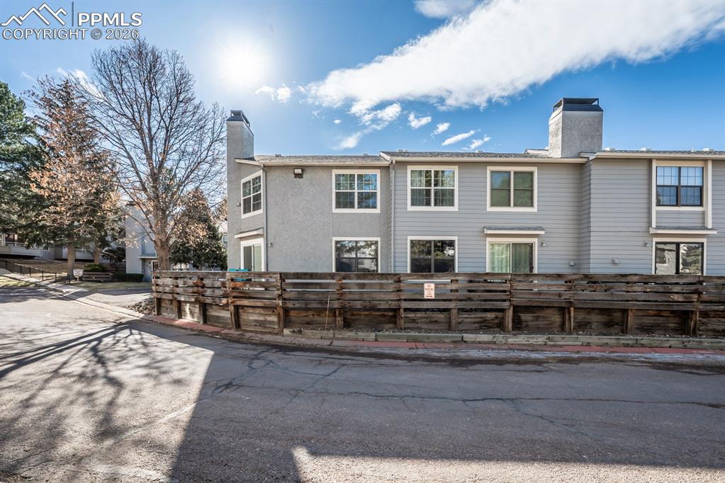 Image 22 of 39: Back of Structure